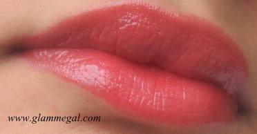 LOREAL PARIS NUTRI SHINE LIPSTICK STRAWBERRY JUICE PRICE