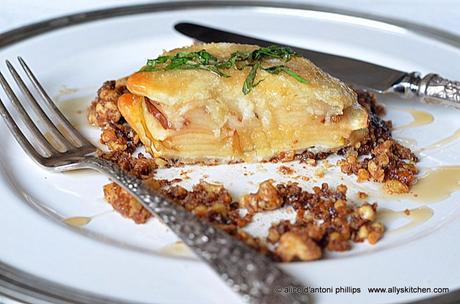 ~apple pear pie stackers with spiced roasted walnuts & balsamic reduction~