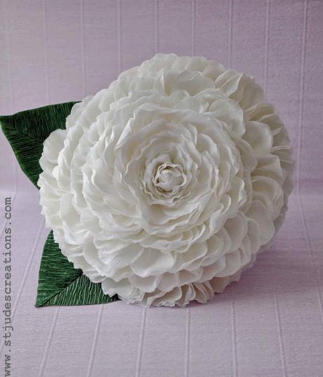 glamelia bouquet for a canadian bride! crepe paper flower wedding