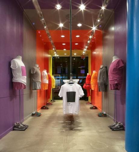 Colorfully Cutting Out The Middle Man, Of Sorts: Pantone Colorwear
Pop-Up Shop NYC