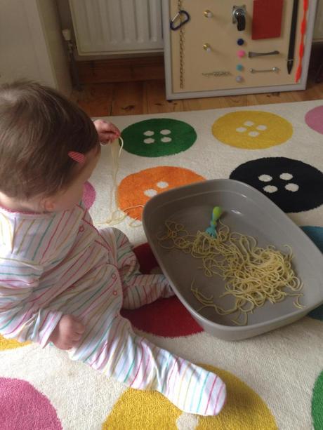 Sensory play: spaghetti play