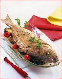 white fish recipes :Baked fish with tomatoes and aubergines 