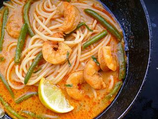 in memory of my father: seafood laksa lemak (malaysian spicy coconut noodle soup)