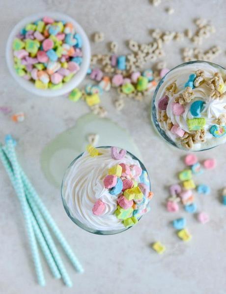 lucky charms milkshake howsweeteats