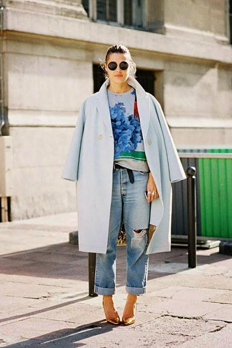 light blue coat, boyfriend jeans, blue sweater, gold shoes