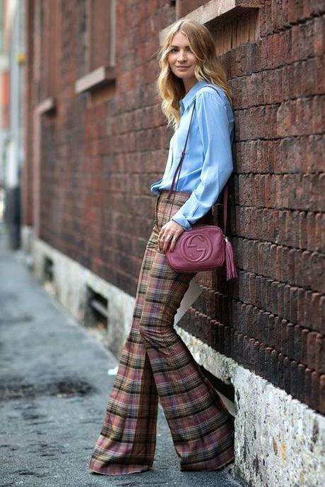 light blue shirt, gucci crossbody bag, plaid pants, pink tones, flare pants, streetstyle