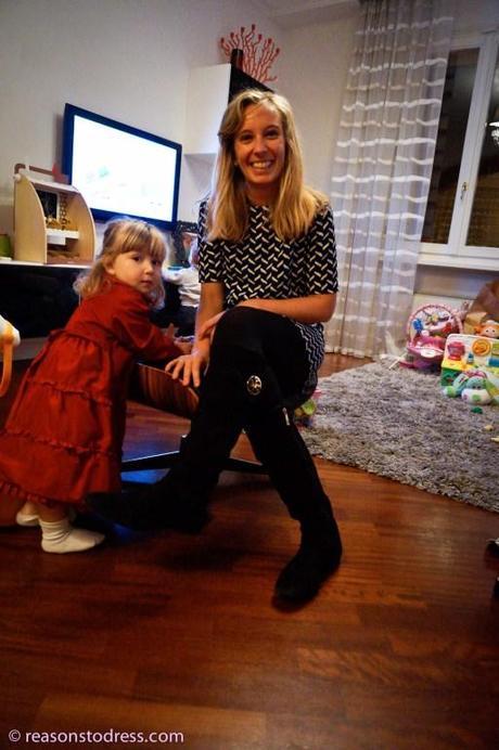Reasons to Dress .com Real Mom Style Meet Raffaela, mom in Zara dress Tory Birtch boots birthday party