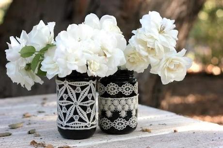 Holiday Gift Ideas: Easy & Inexpensive DIY Vases