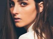 BANKS "Are That Somebody" (Aaliyah Acoustic Cover)