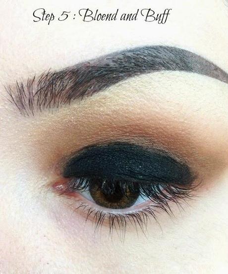 Easy Brown and Black Smokey Eyes in Pictures