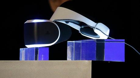 Project Morpheus VR headset specs close to Oculus Rift 2, says report