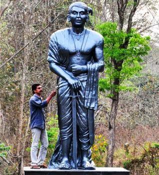 Verma Pazhassi Raja Statue Unvailed at Mavilamthodu