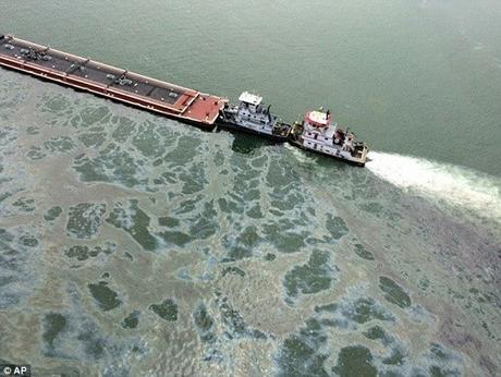 collision in Galveston Bay - oil spillage feared