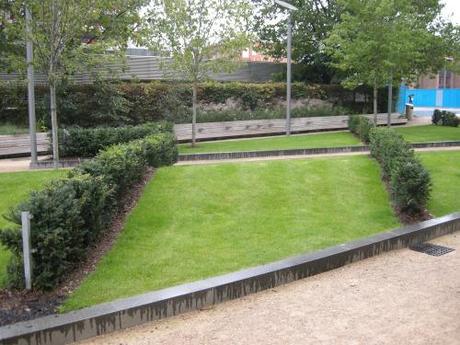 Braham Street Park, Aldgate - View Across Lawns with Hedges