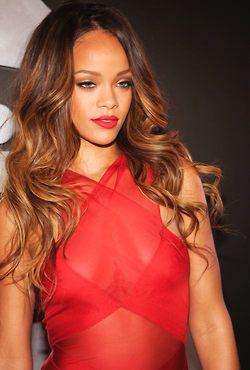 Rihanna Becomes Youtube/Vevo Highest Viewed Artist