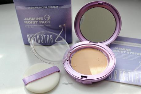 BRTC Jasmine 3D Moist Pact Review