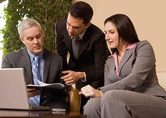 Why New Business Owners Use a Blog to Market Their Company