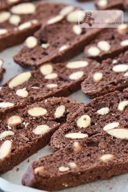 Chocolate and Almond Biscotti (Donna Hay)