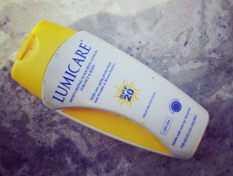 Product Review | Lumicare Moisturizing Sunscreen Lotion For Face and Body SPF 20