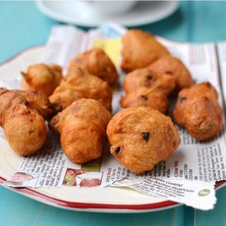 Instant Vada (using Urad dal flour)