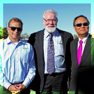 (L-R) SolarCity Project Development Manager Jeff Palmer, Lancaster Mayor R. Rex Parris, and Topco Chairman Joshua Chang – Courtesy City of Lancaster