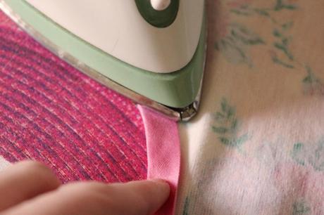 DIY sewing project ironing stretch bias binding