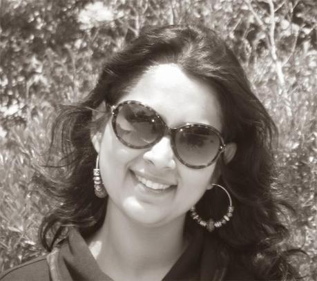 Author Interview: Minal Arora: A Past Life Therpist, Healer And Author of Maaya: A Tryst With Self