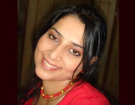 Author Interview: Minal Arora: A Past Life Therpist, Healer And Author of Maaya: A Tryst With Self