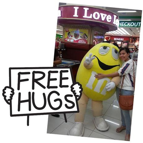 free hugs