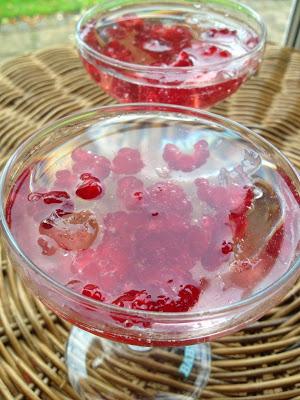 Hairy Dieters Sparkling Lemonade and Lime Jelly - Recipe
