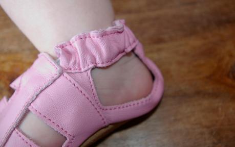 Sienna's Dotty Fish sandals!