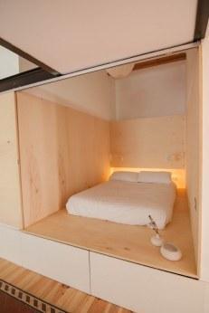 Mini Loft in Barcelona by Neus Casanova