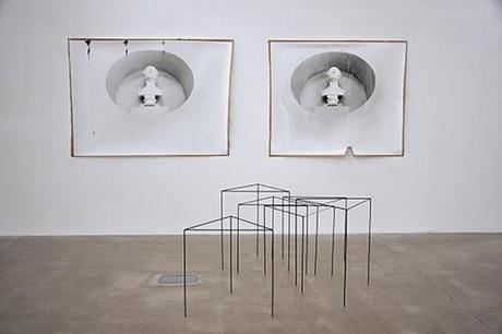 see | art exhibition