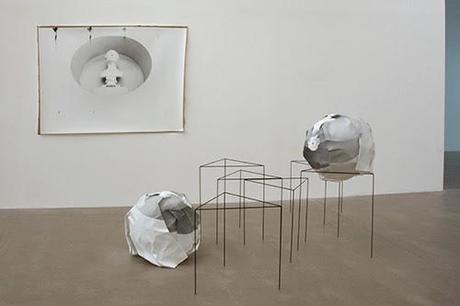 see | art exhibition