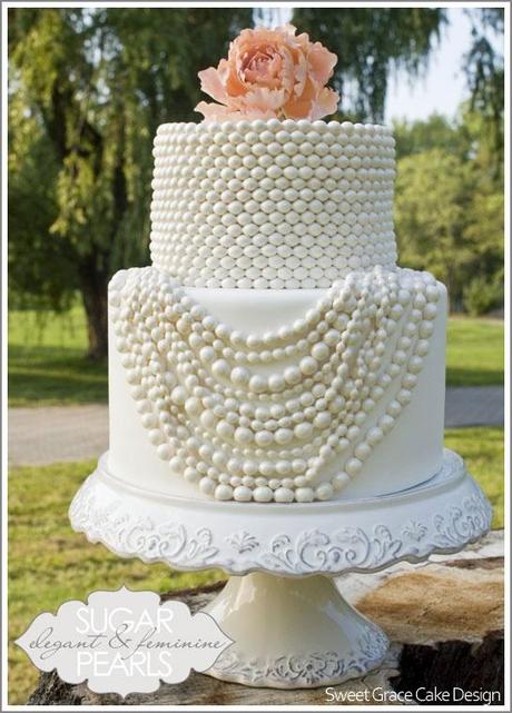 Love the top. Pearl Cake!