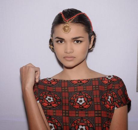 MAC AT WLIFW AW 14 - PIA PAURO AND URVASHI KAUR - Backstage Images and Face Chart