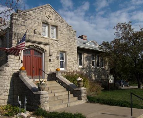 photo of Louisiana Public Library, Louisiana, Missouri