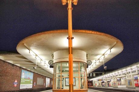 The Return of the London Nightly Photoblog 01:04:14