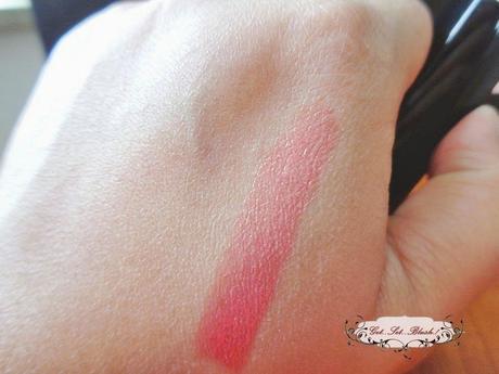 Avon Pro-To-Go lipstick in shade Frozen Rose - Review,Swatches