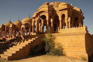 Golden Triangle Tour India Unique way to Find Beauty of India’s Majestic Beauty.