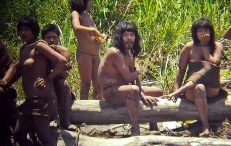 Uncontacted Mashco-Piro Indians in Peru are emerging from isolation, prompting speculation loggers are invading their territory. © D. Cortijo / www.uncontactedtribes.org