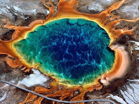 Yellowstone park pictures