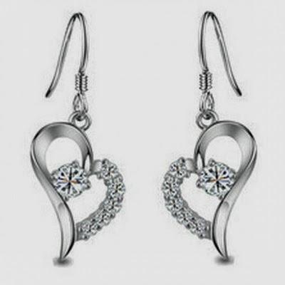 Romantic jewelry is always a perfect gift