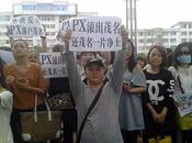 Thousands Protest Plant Outside China’s Maoming City Government