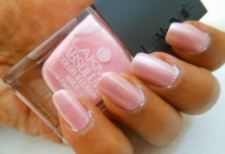 NOTD : Metallic Soft Pink Nails NOTD : Metallic Soft Pink Nails