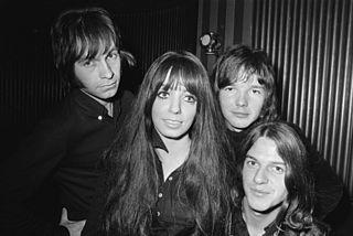 REWIND: Shocking Blue - 'Love Buzz'