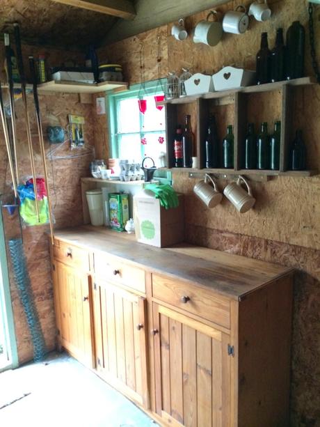 Recycled kitchen units.