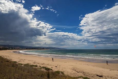 flying kite on apollo bay beach