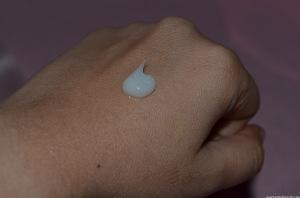 Toni&Guy Frizz Smoothing Curl Conditioner review DSC_0231