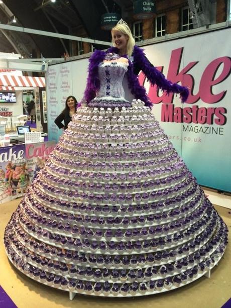 cake and bake show 2014 purple cupcake dress